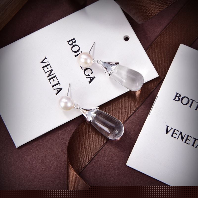 Bo*te*ga venenta earrings